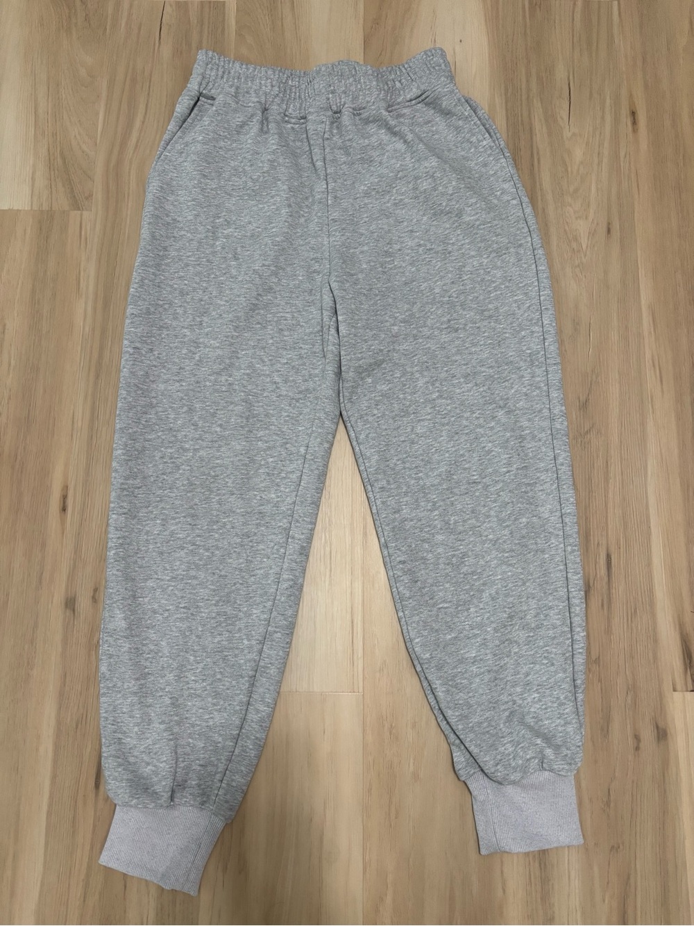 Women's Heather Gray Elastic Waist Jogger Pants